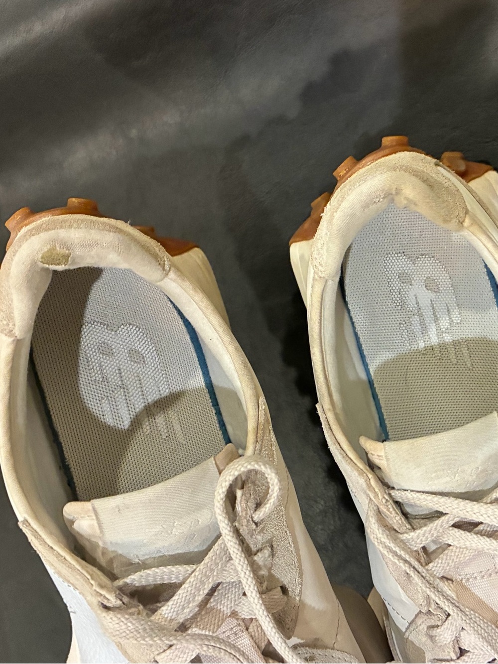 New Balance 327 Anthropology size 8 (women’s) - Picture 9 of 13